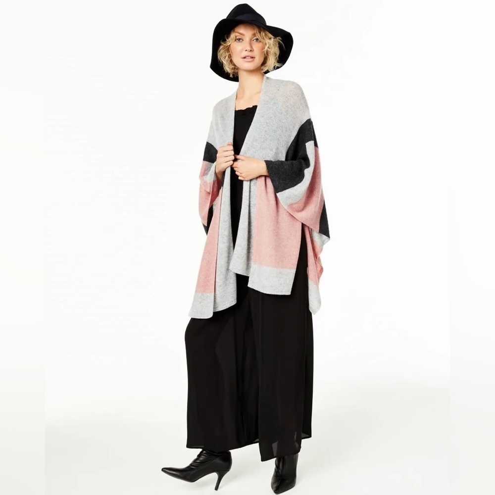 Charter Club Luxury 100% Cashmier One Size Gray Pink Shawl.